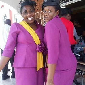 Meet your Posher, Loris